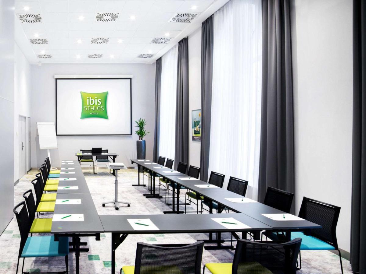 Отель Ibis Styles Budapest Center Экстерьер фото