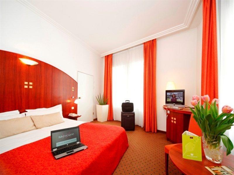 Отель Ibis Styles Budapest Center Экстерьер фото