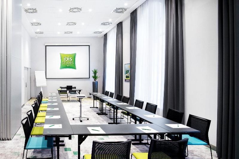 Отель Ibis Styles Budapest Center Экстерьер фото