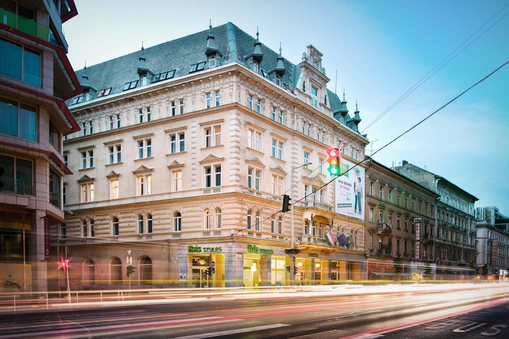 Отель Ibis Styles Budapest Center Экстерьер фото