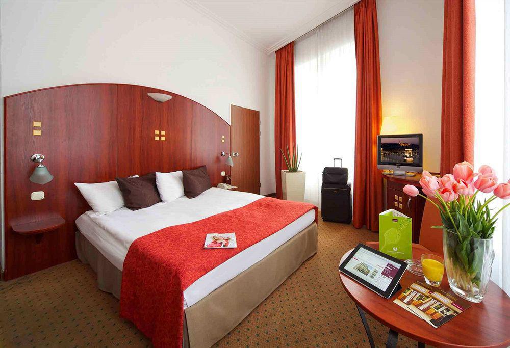 Отель Ibis Styles Budapest Center Экстерьер фото